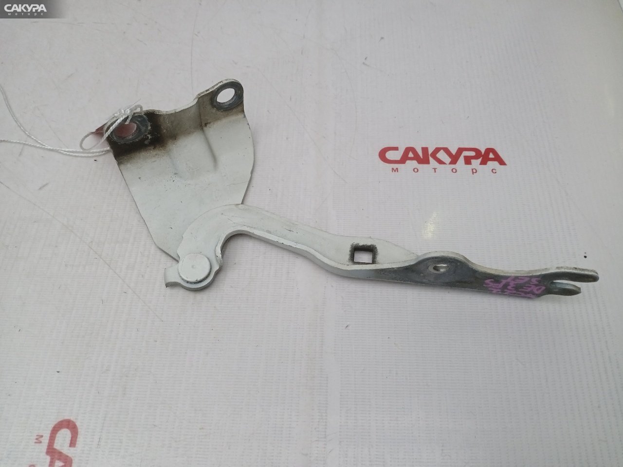 Кронштейн капота правый Mazda Demio DE3FS ZJ-VE: купить в Сакура Красноярск.