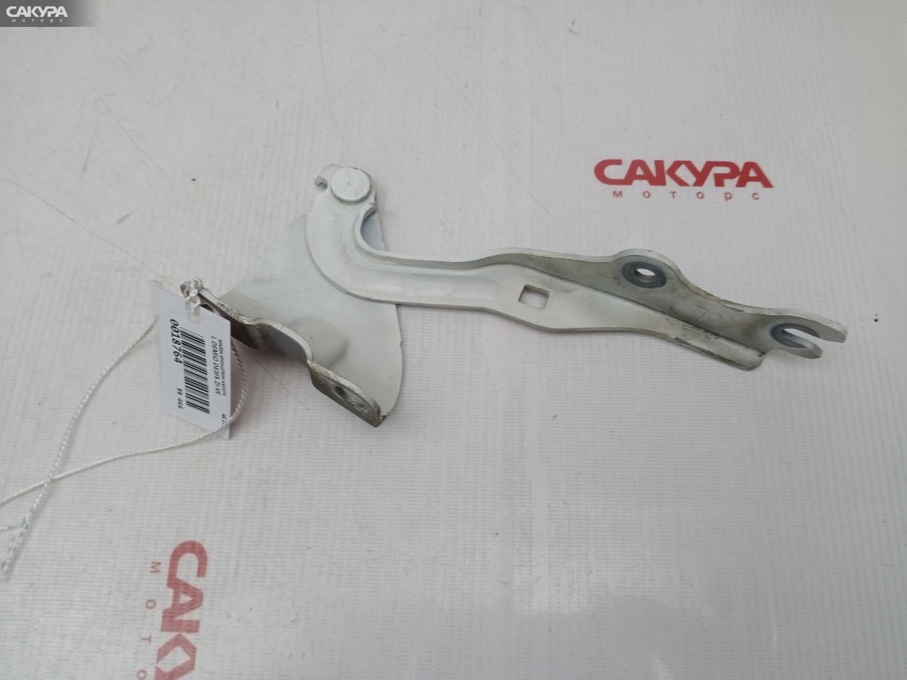 Кронштейн капота левый Mazda Demio DE3FS ZJ-VE: купить в Сакура Красноярск.