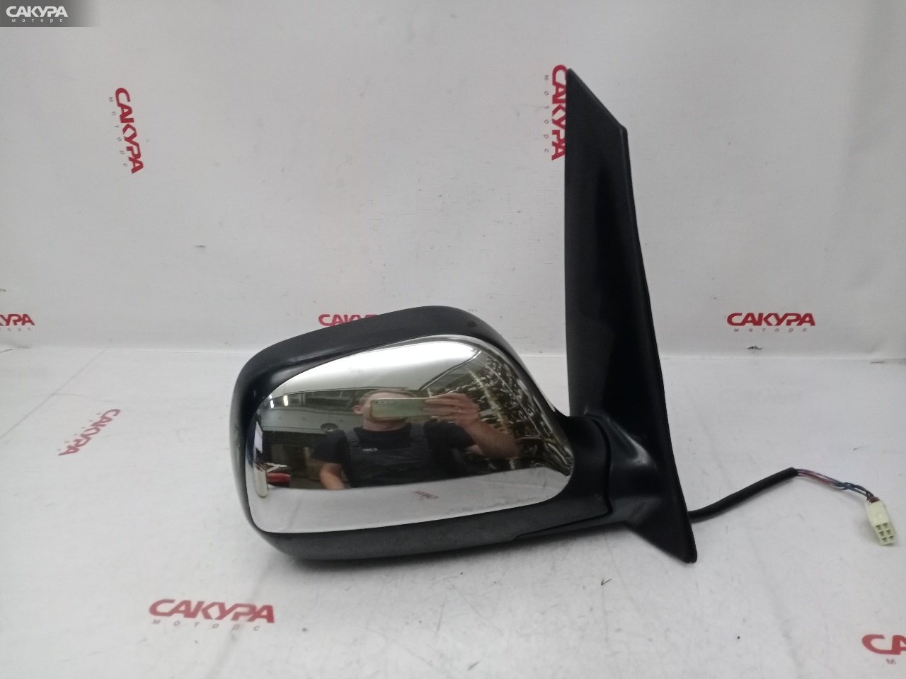 Зеркало боковое правое Toyota Nadia SXN10 3S-FE: купить в Сакура Красноярск.