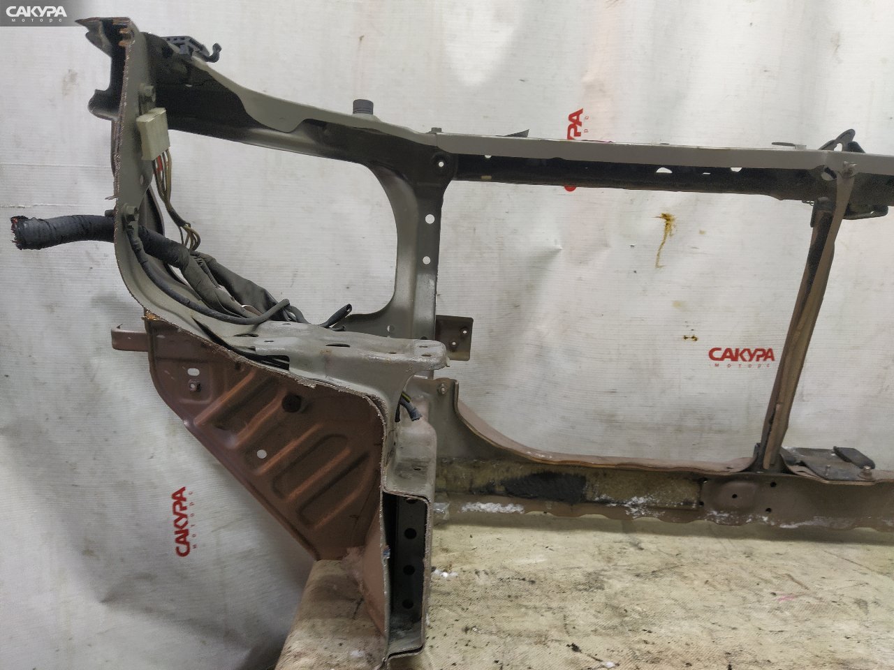 Рамка радиатора Toyota Duet M100A EJ-VE: купить в Сакура Красноярск.