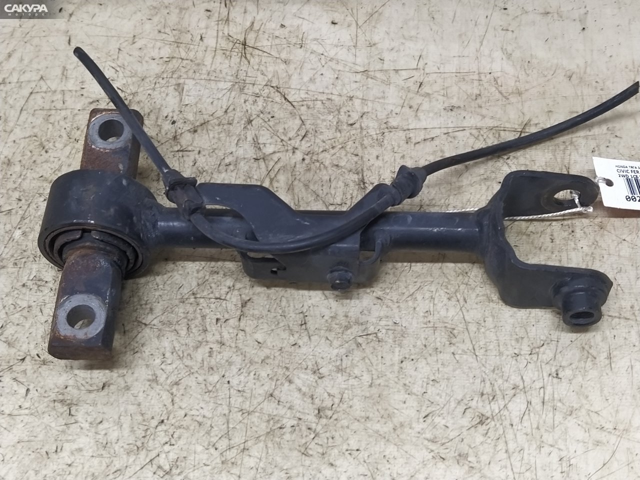 Тяга задняя Honda Civic Ferio ES1 D15B: купить в Сакура Красноярск.