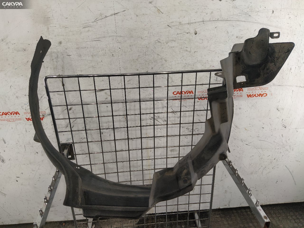 Подкрылок передний правый Honda Stepwgn RF1 B20B: купить в Сакура Красноярск.