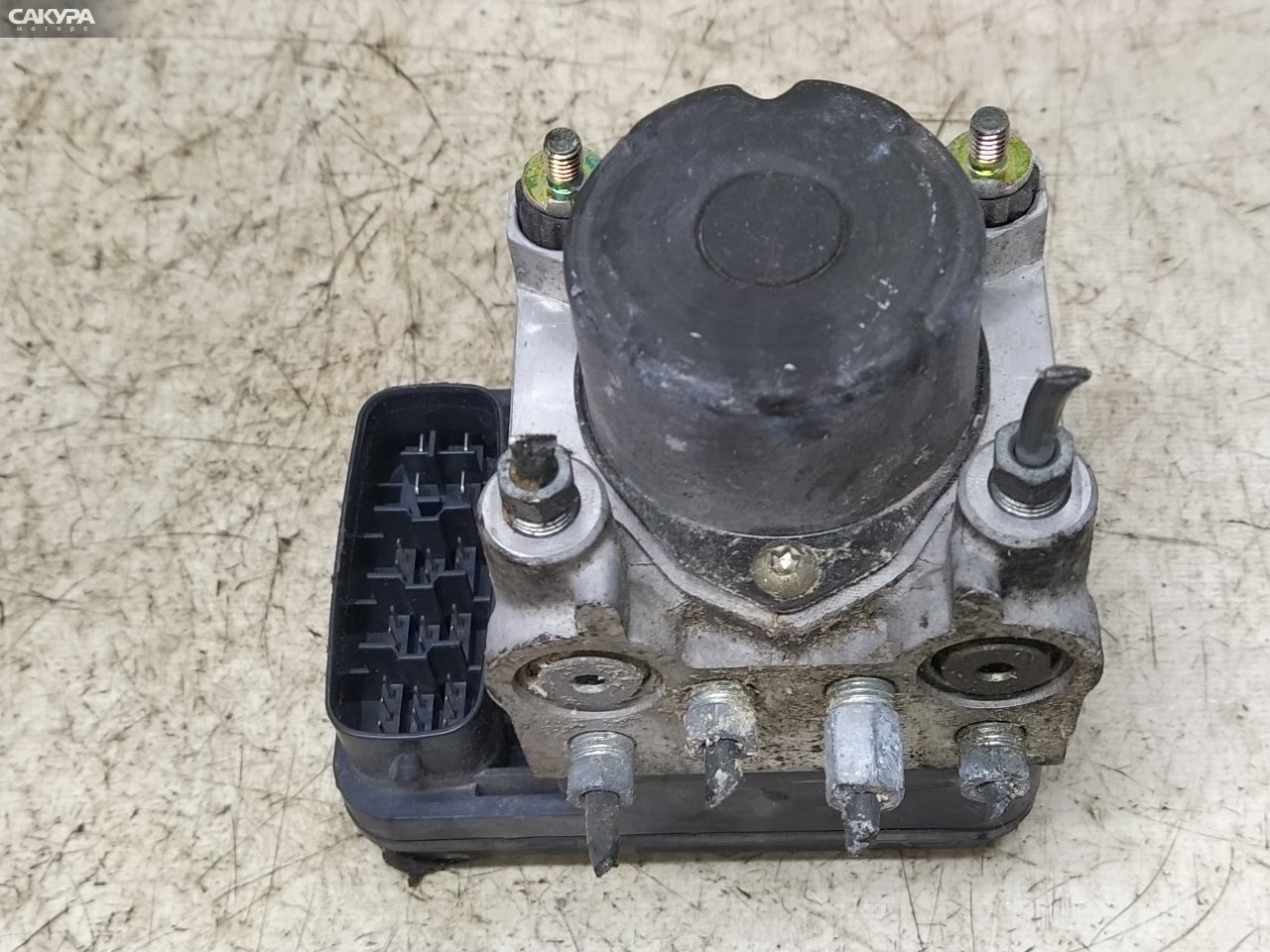 Блок ABS Toyota Wish ZNE10G 1ZZ-FE: купить в Сакура Красноярск.