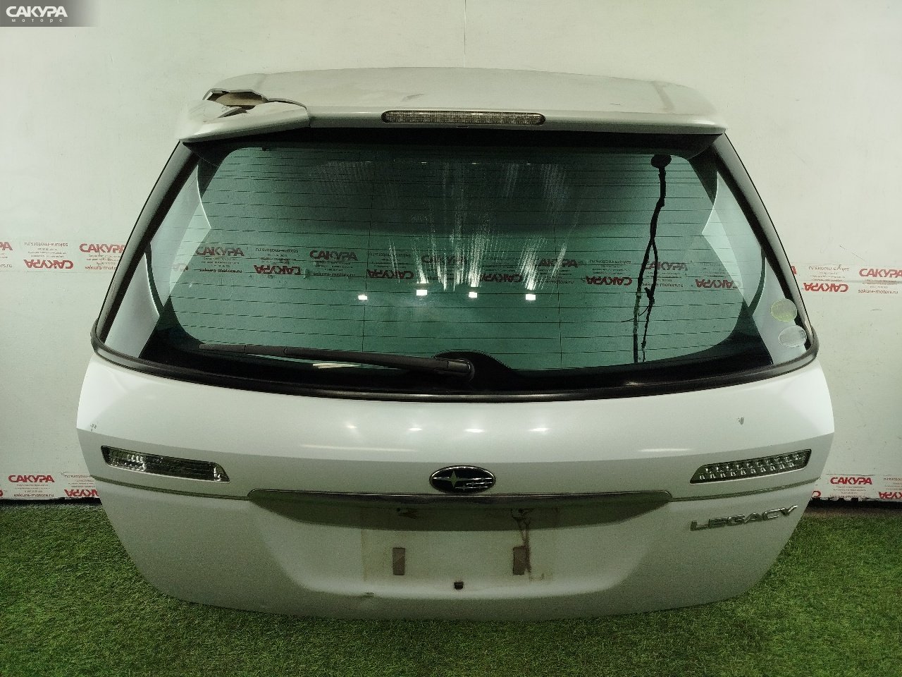 Дверь багажника Subaru Legacy BP5 EJ204: купить в Сакура Красноярск.