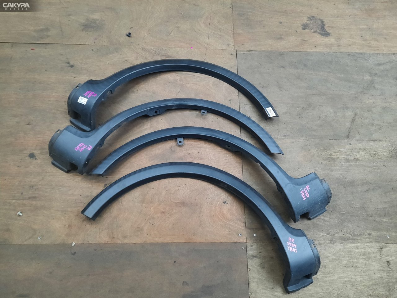 Накладка на крыло Suzuki SX4 YB11S M15A: купить в Сакура Красноярск.