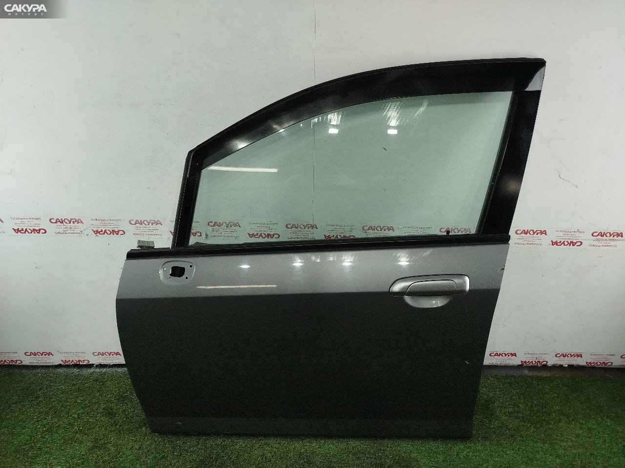 Дверь боковая передняя левая Honda FIT GD1 L13A: купить в Сакура Красноярск.