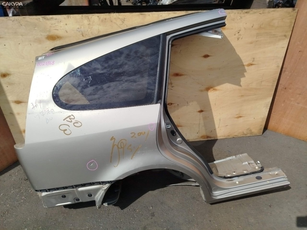 Крыло заднее правое Honda Stream RN1 D17A: купить в Сакура Красноярск.