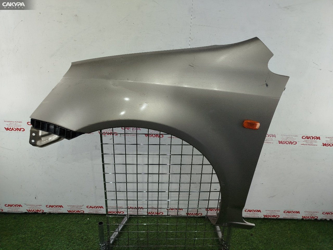 Крыло переднее левое Honda Stream RN1 D17A: купить в Сакура Красноярск.