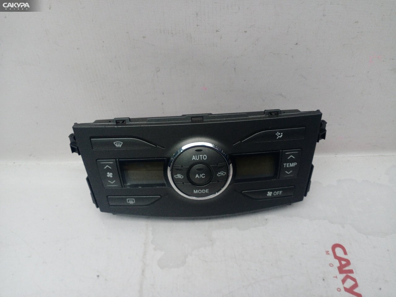 Блок управления климат-контролем Toyota Corolla Axio NZE141 1NZ-FE: купить в Сакура Красноярск.