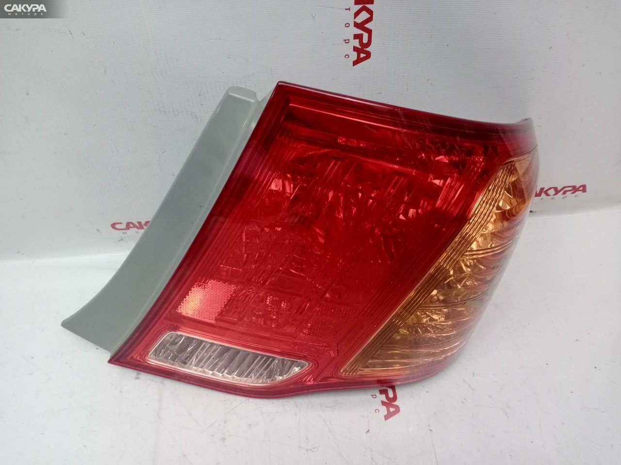 Фонарь стоп-сигнала правый Toyota Corolla Axio NZE141 1NZ-FE 12-512: купить в Сакура Красноярск.