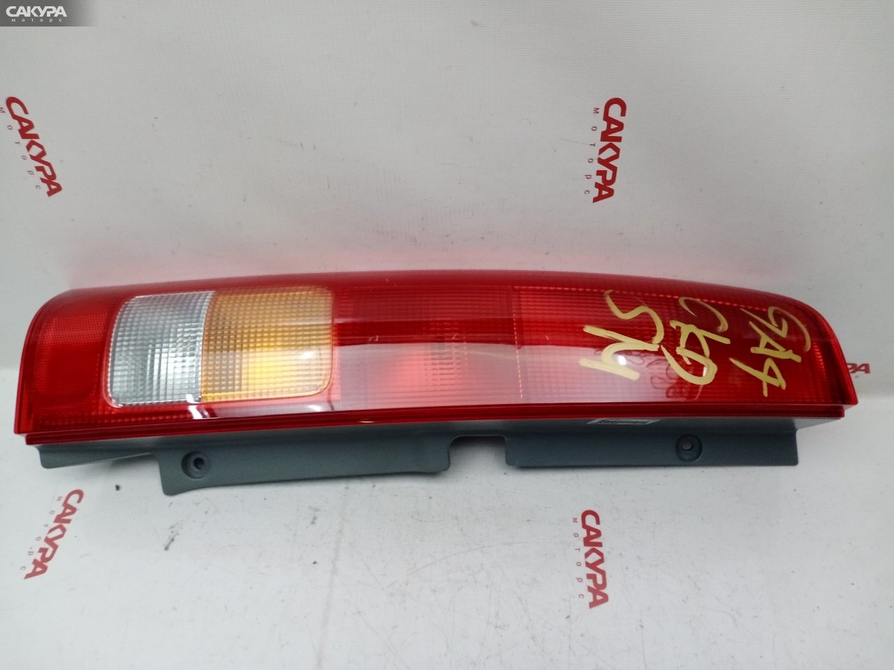 Фонарь стоп-сигнала левый Honda Capa GA4 D15B R2238: купить в Сакура Красноярск.