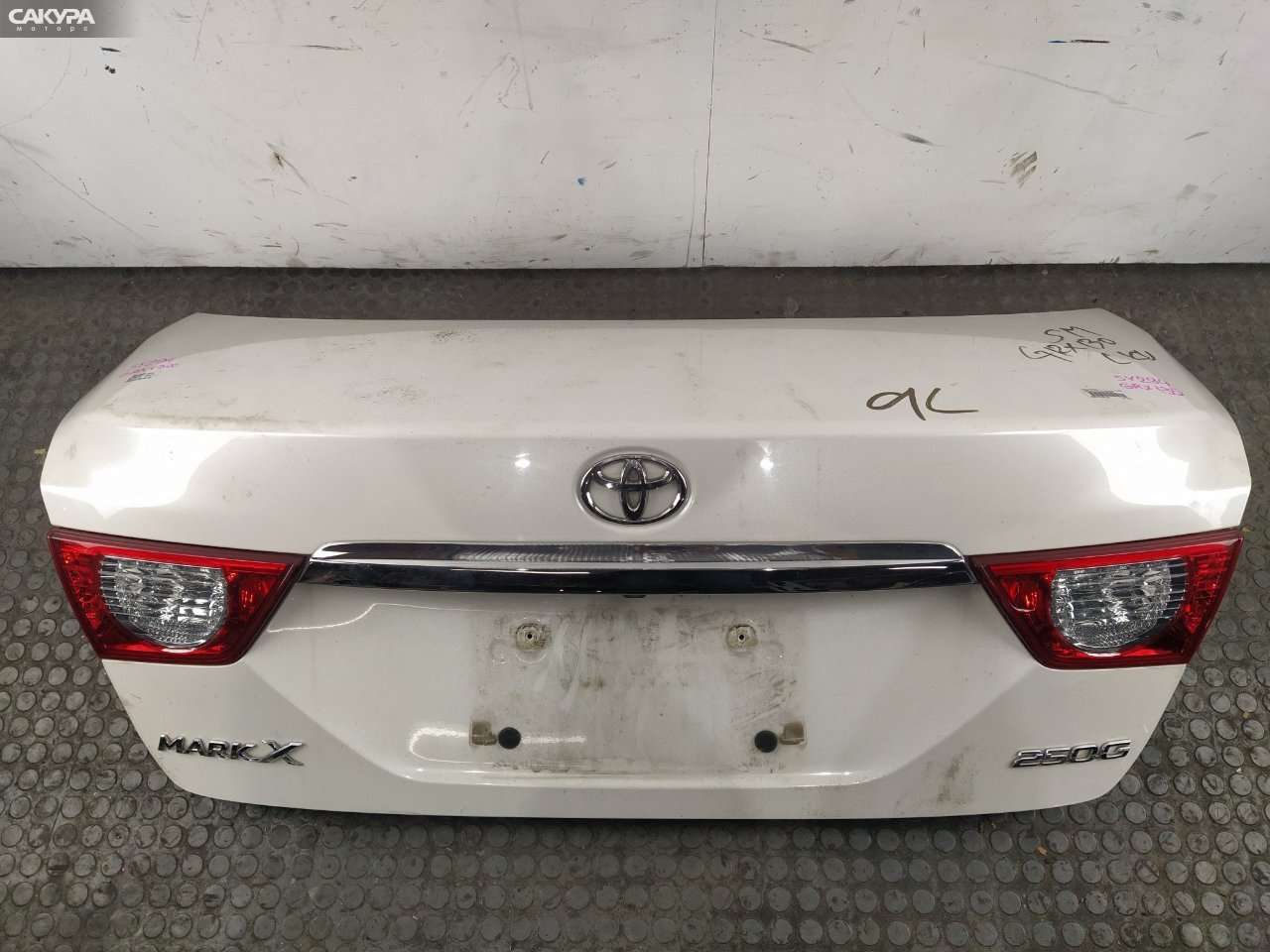 Крышка багажника Toyota Mark X GRX130 4GR-FSE: купить в Сакура Красноярск.
