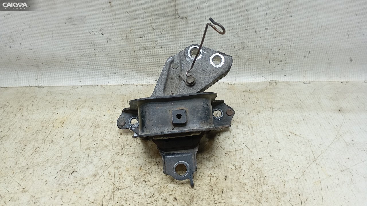 Подушка двигателя правая Toyota Vitz SCP10 1SZ-FE: купить в Сакура Красноярск.