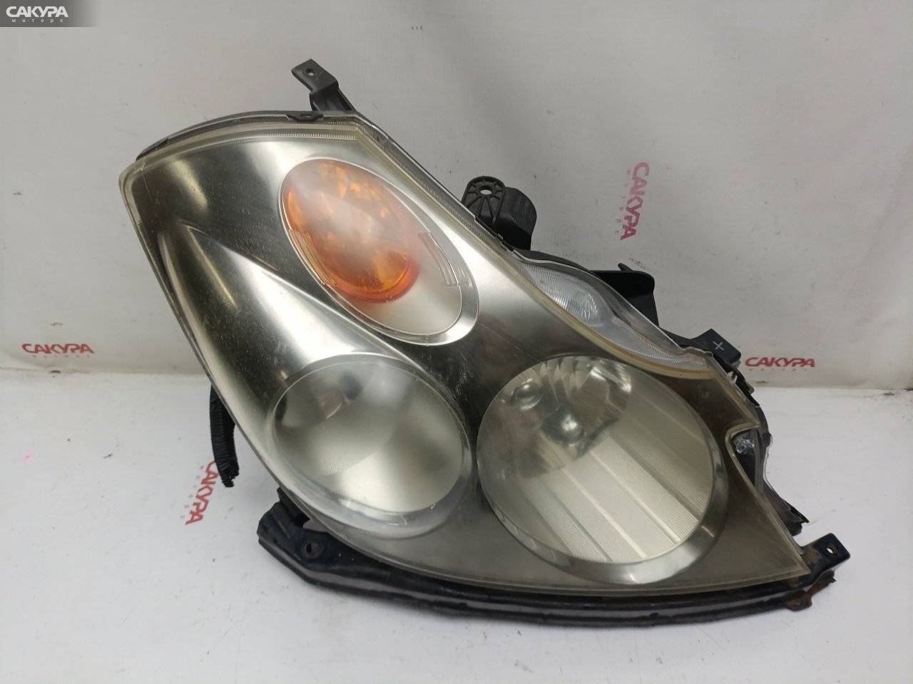 Фара правая Honda Stream RN1 D17A 100-22479: купить в Сакура Красноярск.