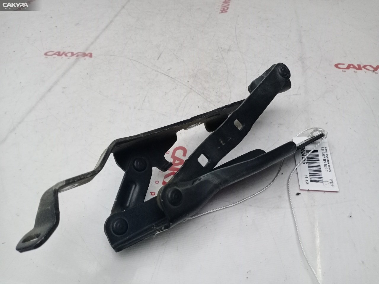 Кронштейн капота правый Subaru Legacy BP5 EJ20Y: купить в Сакура Красноярск.
