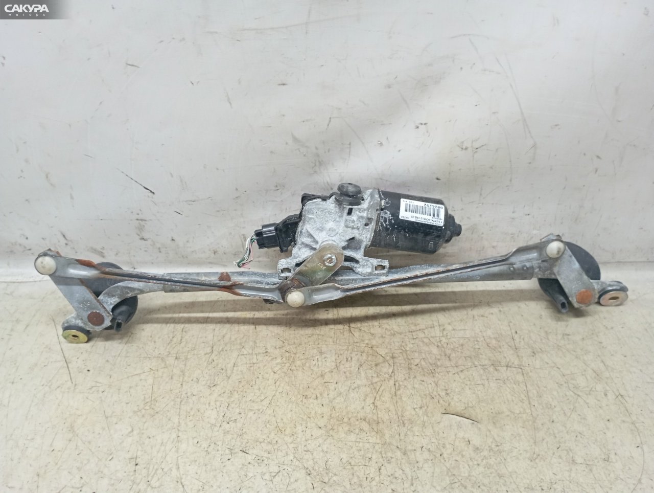 Привод дворников передний Toyota Sienta NCP81G 1NZ-FE: купить в Сакура Красноярск.