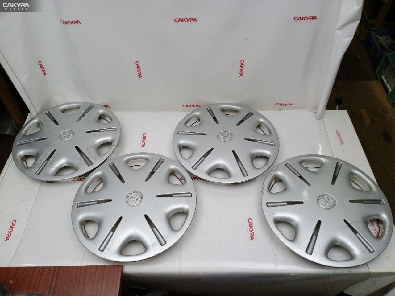 Колпак Toyota Nadia ACN15 1AZ-FSE: купить в Сакура Красноярск.