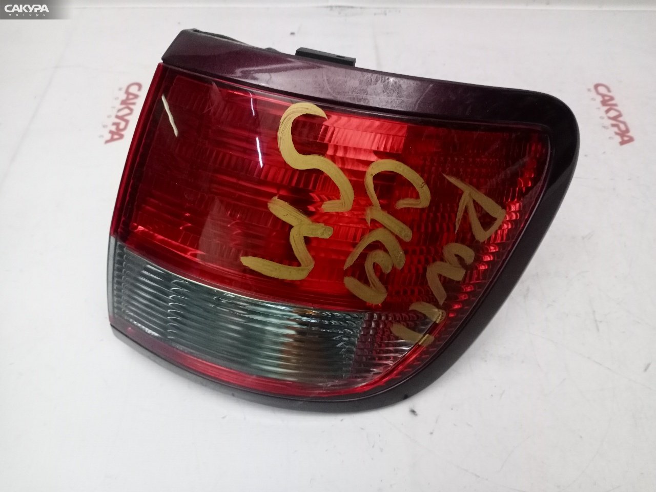 Фонарь стоп-сигнала правый Nissan Avenir RW11 QR20DE 220-24844: купить в Сакура Красноярск.