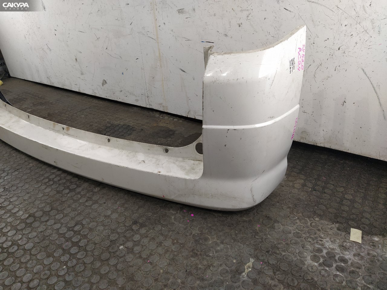 Бампер задний Nissan Serena RC24 QR25DE U1A4: купить в Сакура Красноярск.