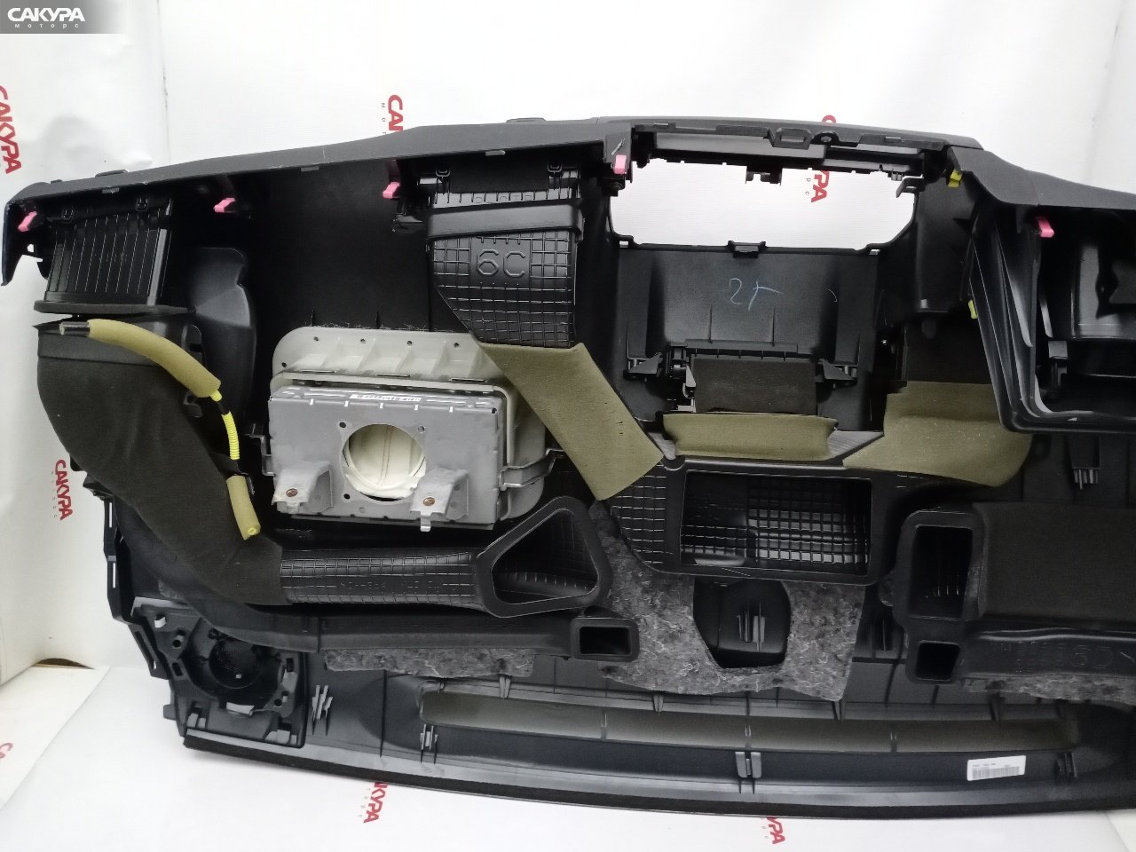 Панель передняя в салон Toyota Wish ZGE25G 2ZR-FAE: купить в Сакура Красноярск.