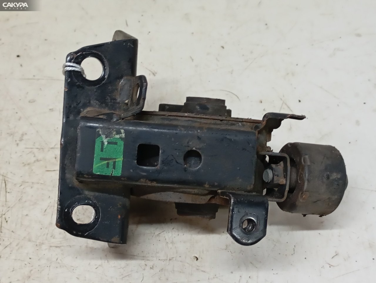 Подушка двигателя левая Toyota Corolla NZE121 1NZ-FE: купить в Сакура Красноярск.