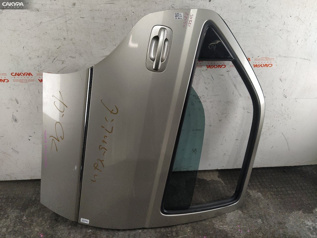 Дверь боковая задняя правая Toyota Vista Ardeo ZZV50G 1ZZ-FE: купить в Сакура Красноярск.