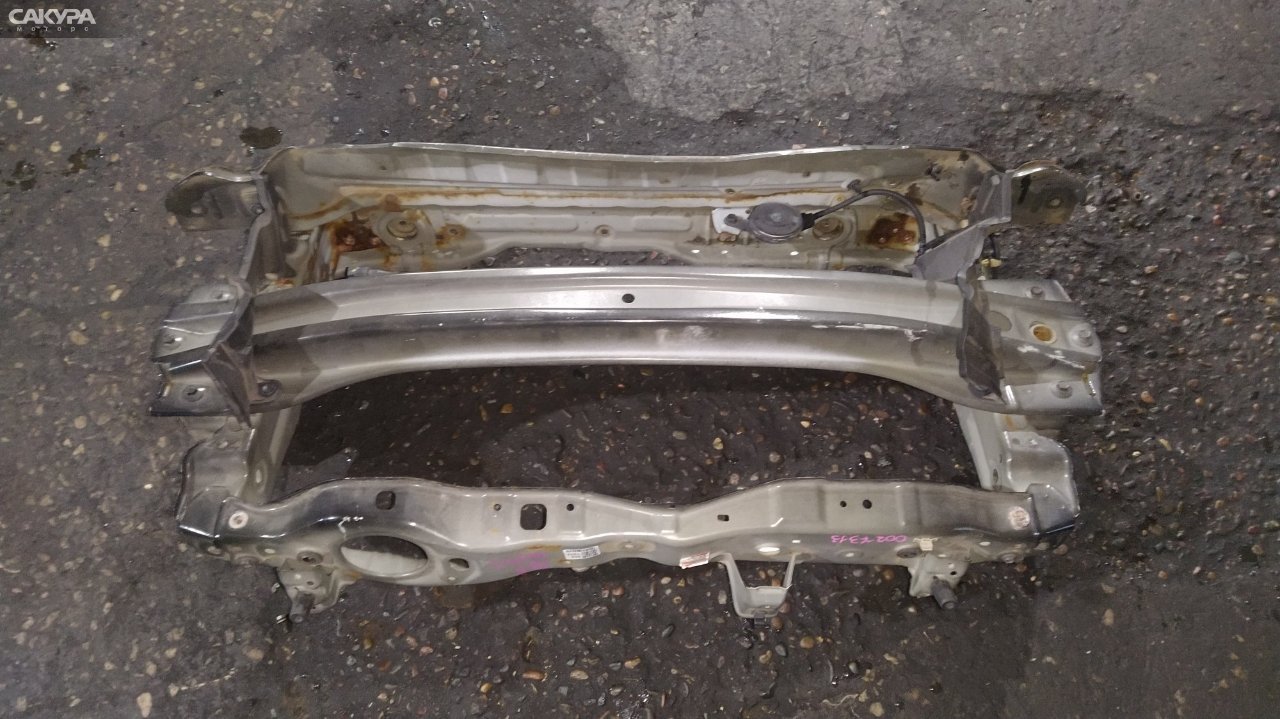 Рамка радиатора Honda FIT GP5 LEB: купить в Сакура Красноярск.