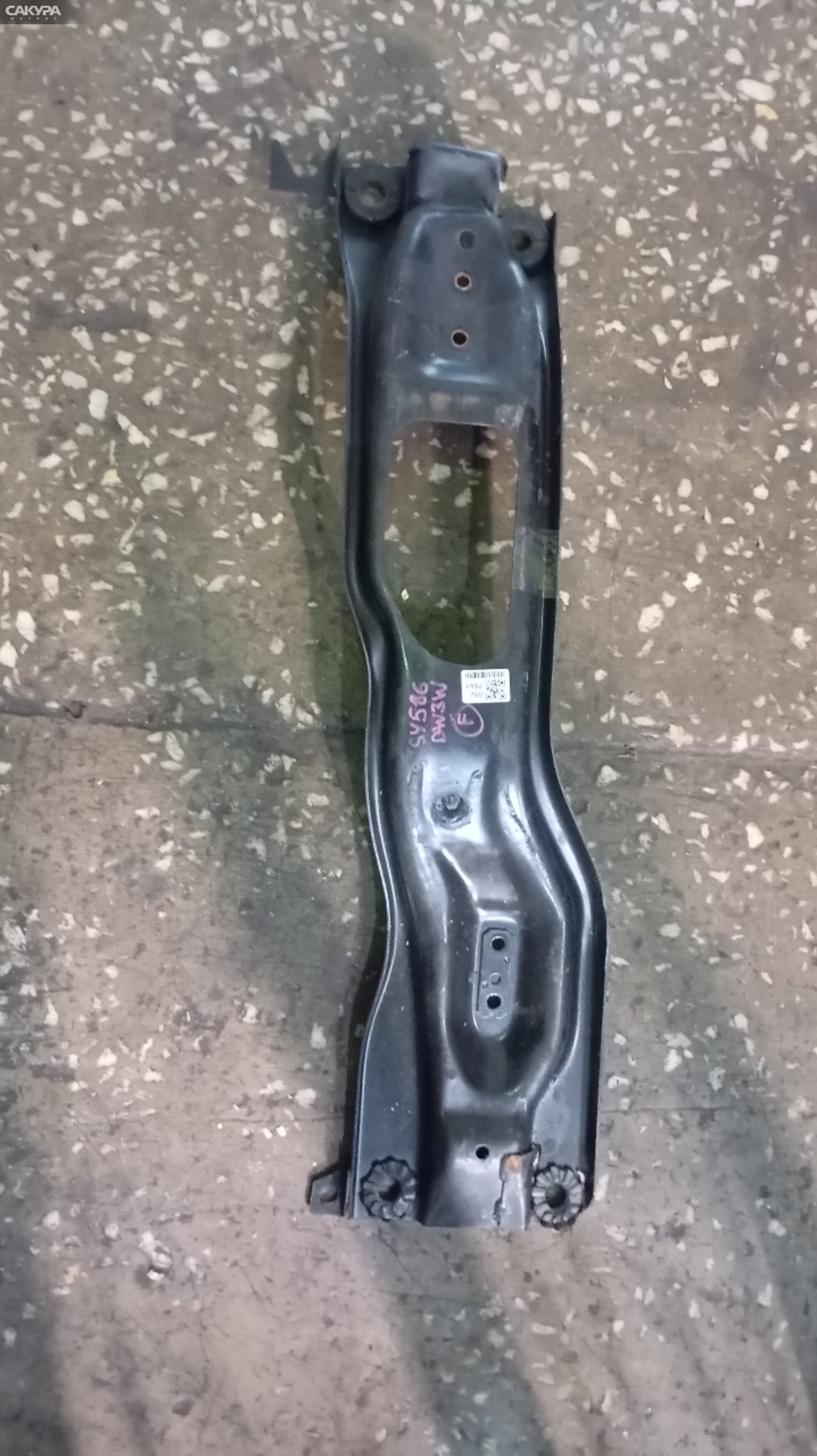Балка продольная передняя Mazda Demio DW3W B3E: купить в Сакура Красноярск.