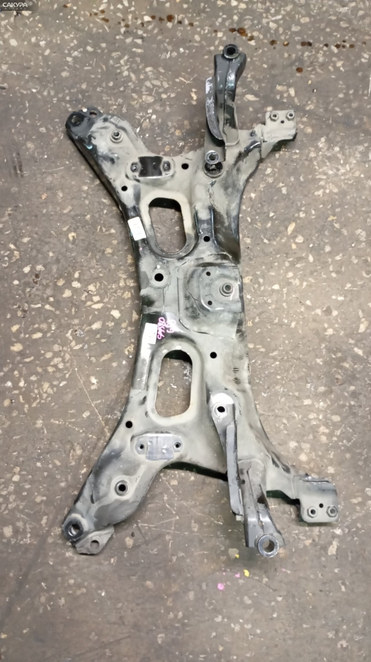 Балка поперечная передняя Honda FIT GP5 LEB: купить в Сакура Красноярск.