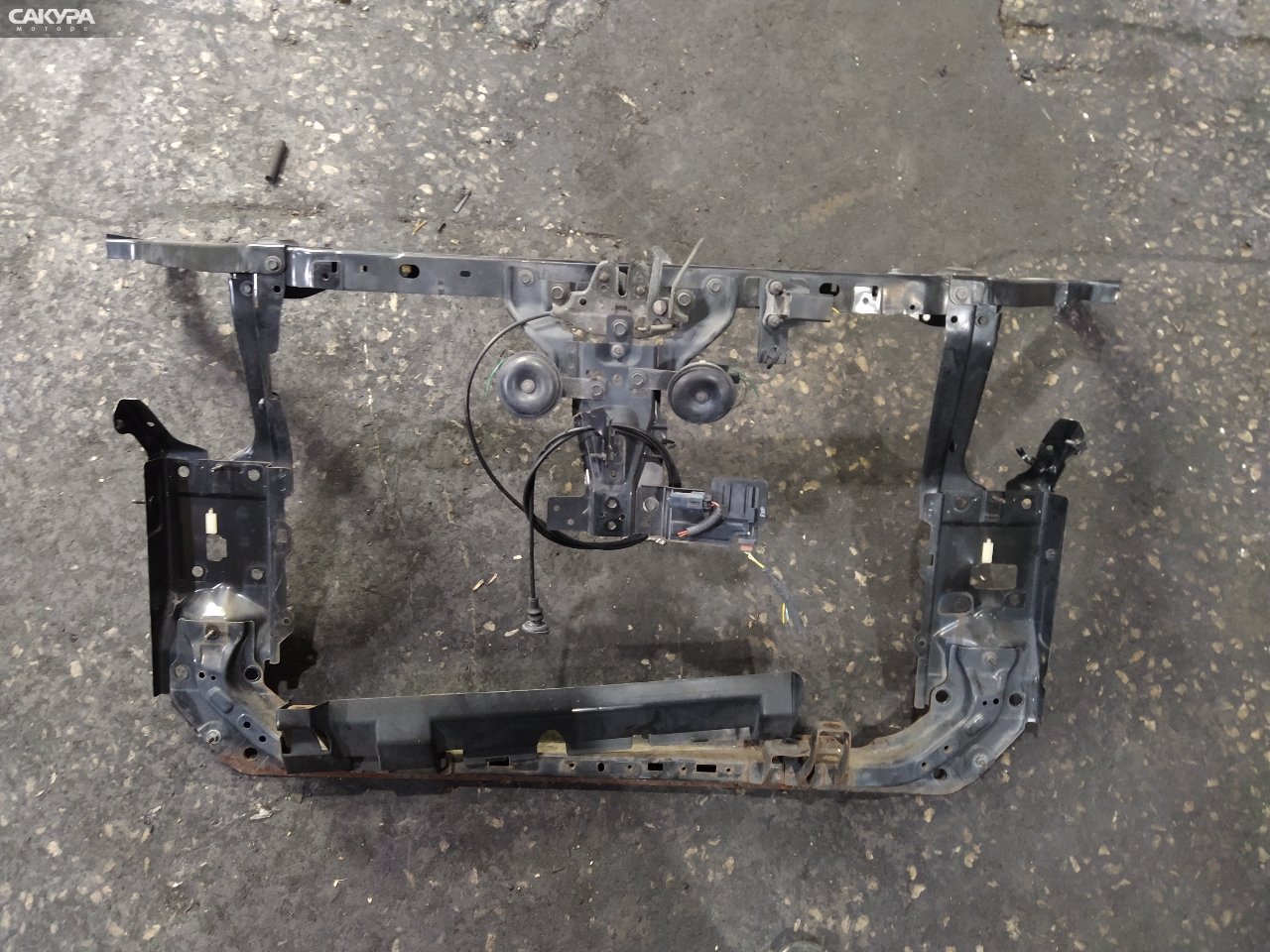 Рамка радиатора Nissan X-TRAIL NT31 MR20DE: купить в Сакура Красноярск.