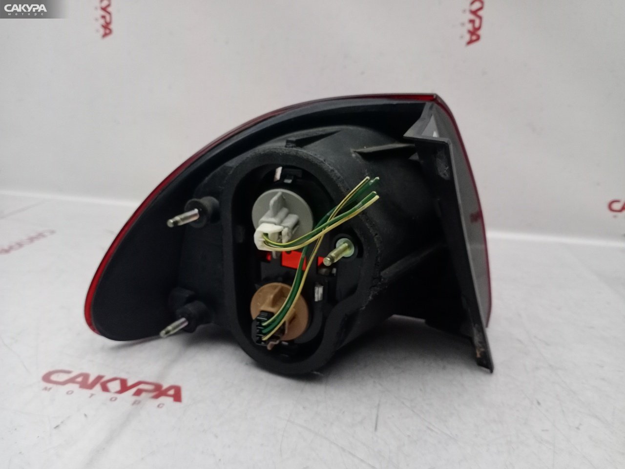 Фонарь стоп-сигнала правый Toyota Caldina ST210G 3S-FE 21-50: купить в Сакура Красноярск.
