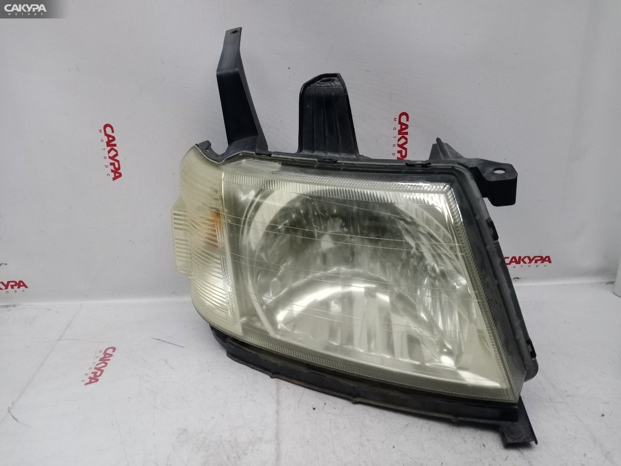 Фара правая Honda Stepwgn RF3 K20A P1705: купить в Сакура Красноярск.