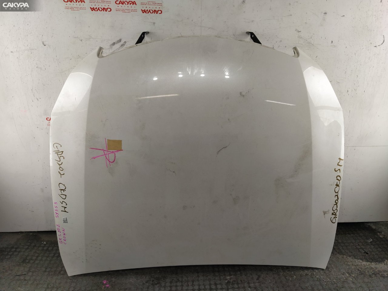 Капот Toyota Crown GRS202 3GR-FSE: купить в Сакура Красноярск.
