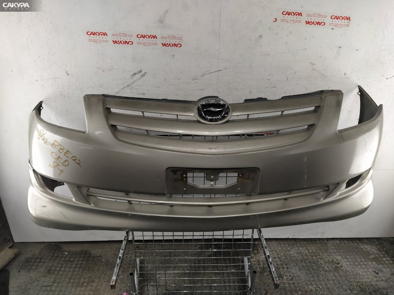 Бампер передний Toyota Corolla Spacio ZZE122N 1ZZ-FE: купить в Сакура Красноярск.