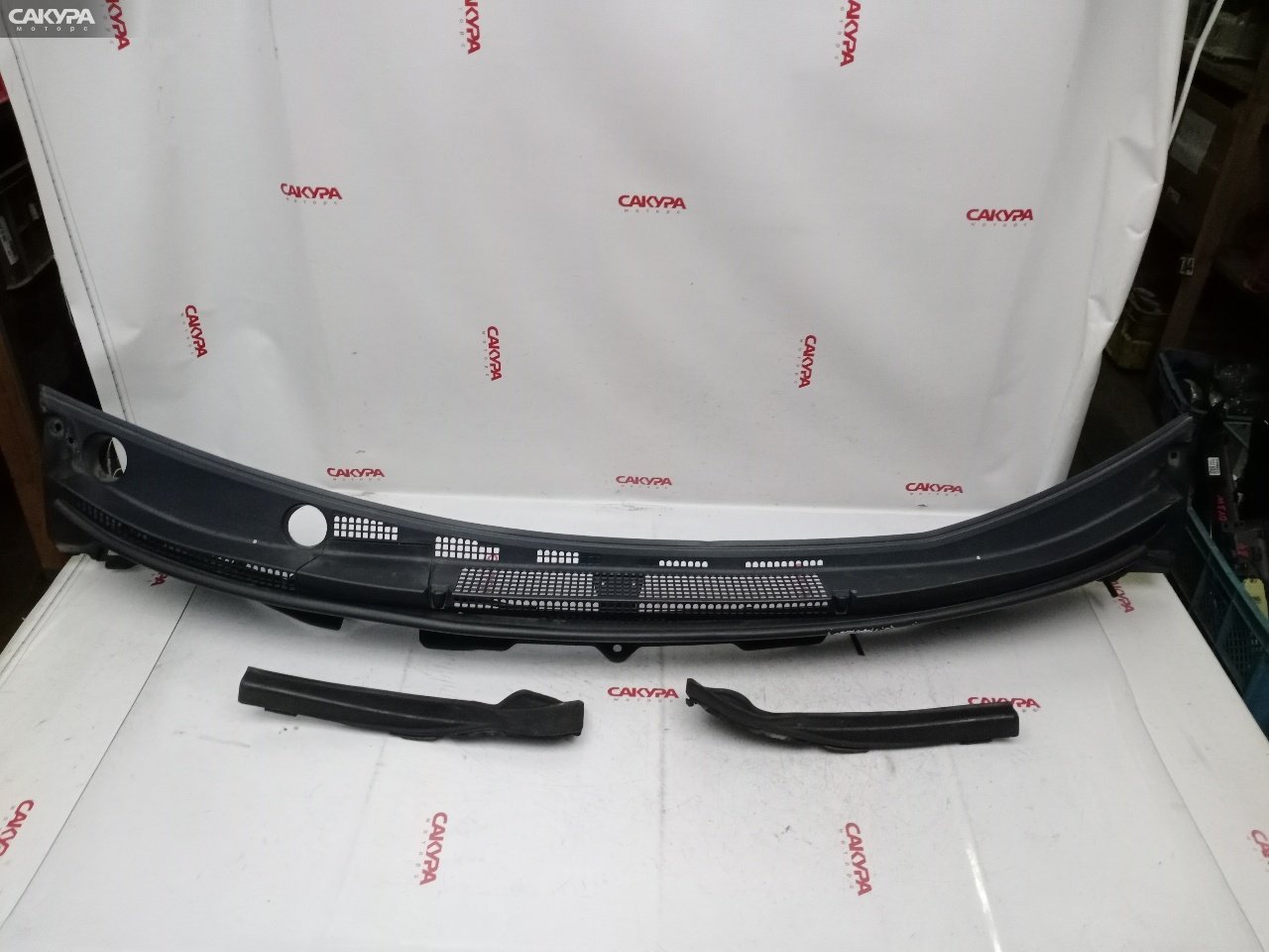 Решетка под лобовое стекло Honda Stepwgn RP1 L15B: купить в Сакура Красноярск.