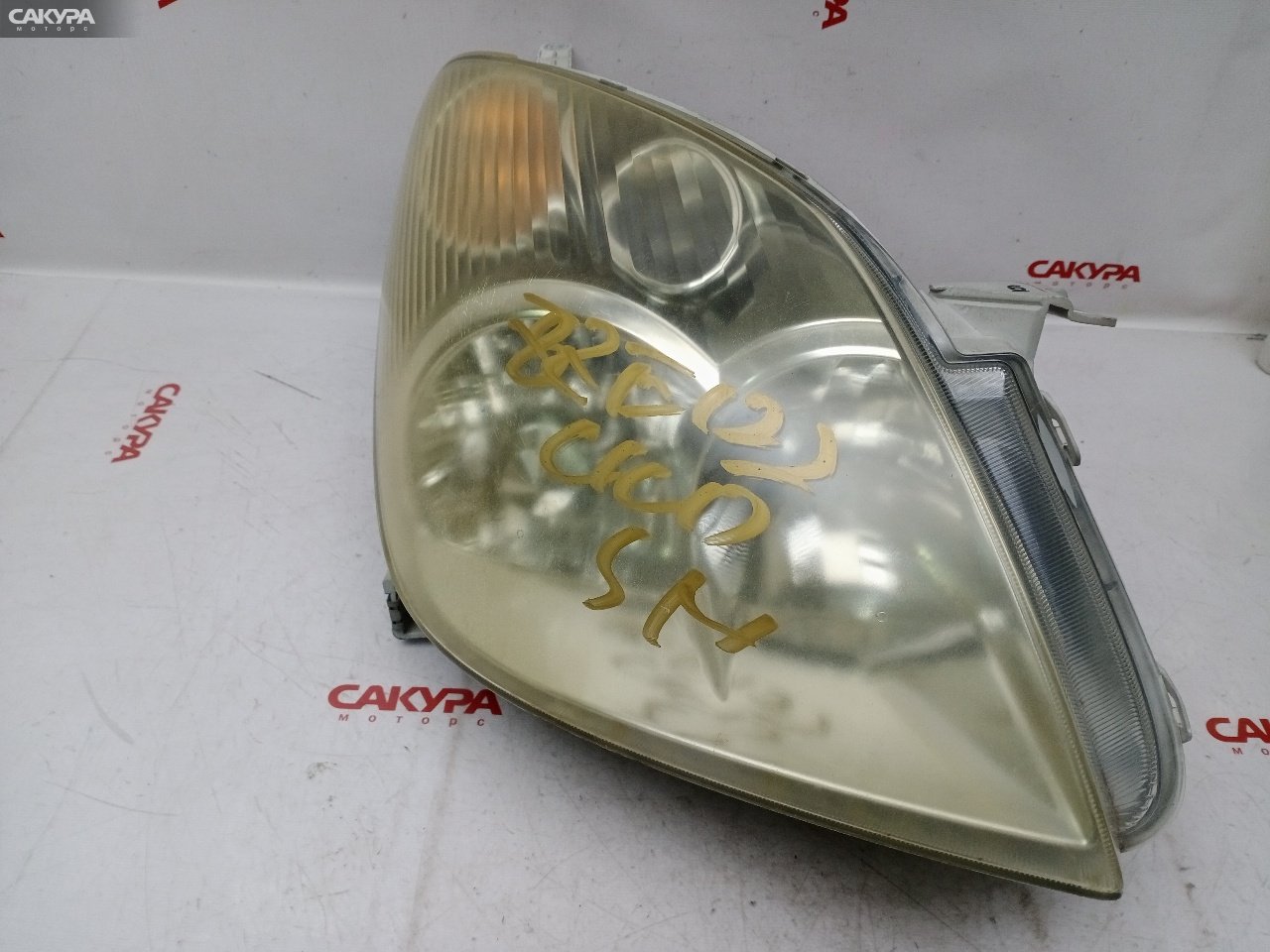 Фара правая Toyota Corolla Spacio ZZE122N 1ZZ-FE 13-73: купить в Сакура Красноярск.