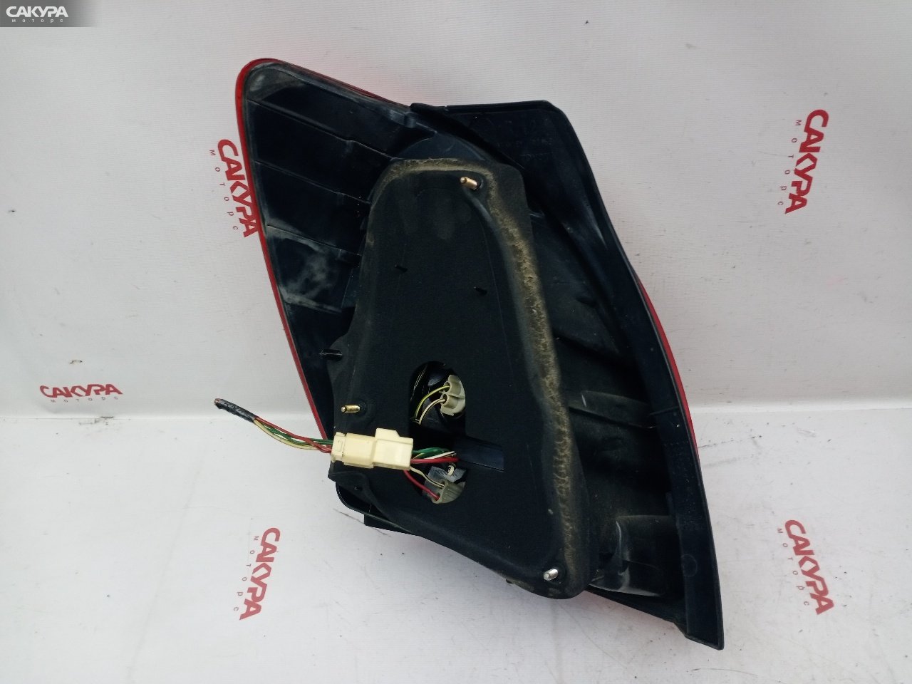 Фонарь стоп-сигнала правый Toyota Corolla Spacio ZZE122N 1ZZ-FE 13-85: купить в Сакура Красноярск.