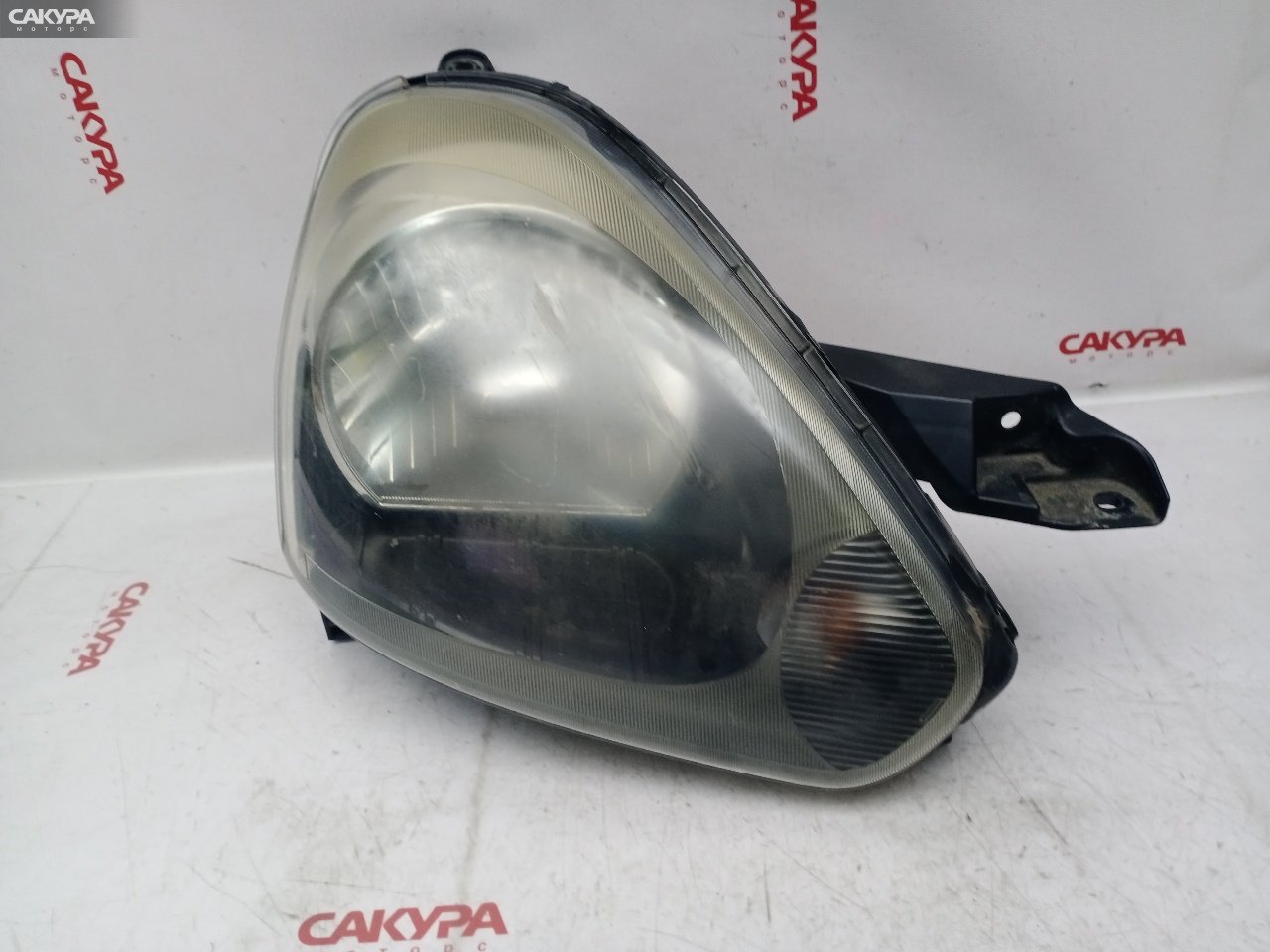 Фара правая Daihatsu Mira e:S LA300S KF-VE 100-51090: купить в Сакура Красноярск.