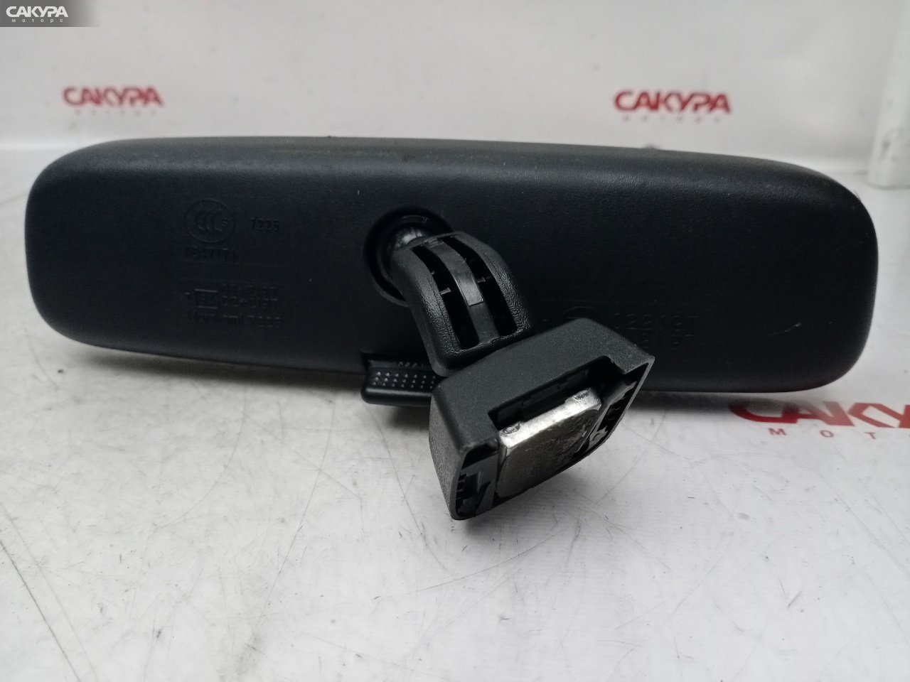 Зеркало салонное Toyota Vitz KSP130 1KR-FE: купить в Сакура Красноярск.