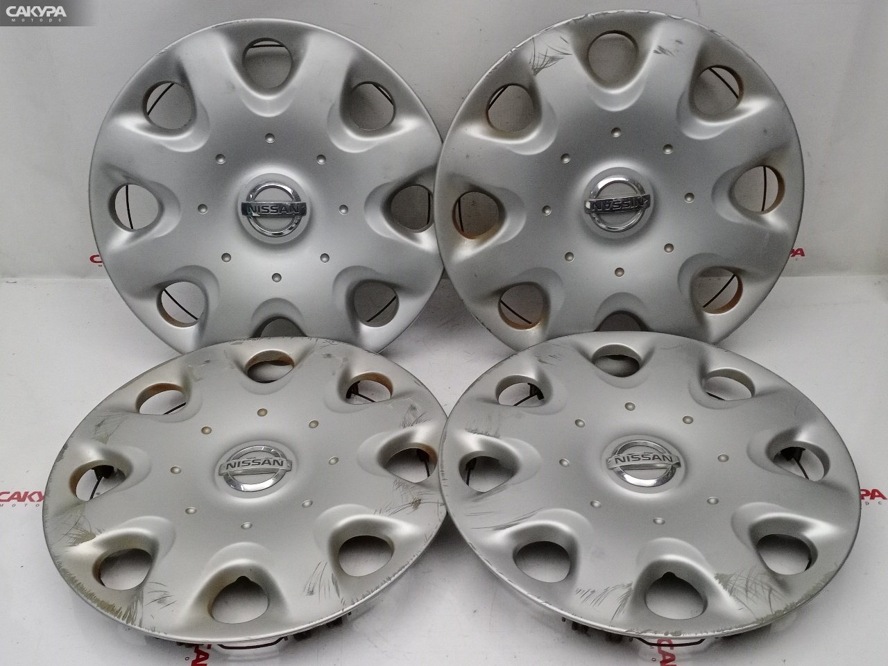 Колпак Nissan March AK12 CR12DE: купить в Сакура Красноярск.