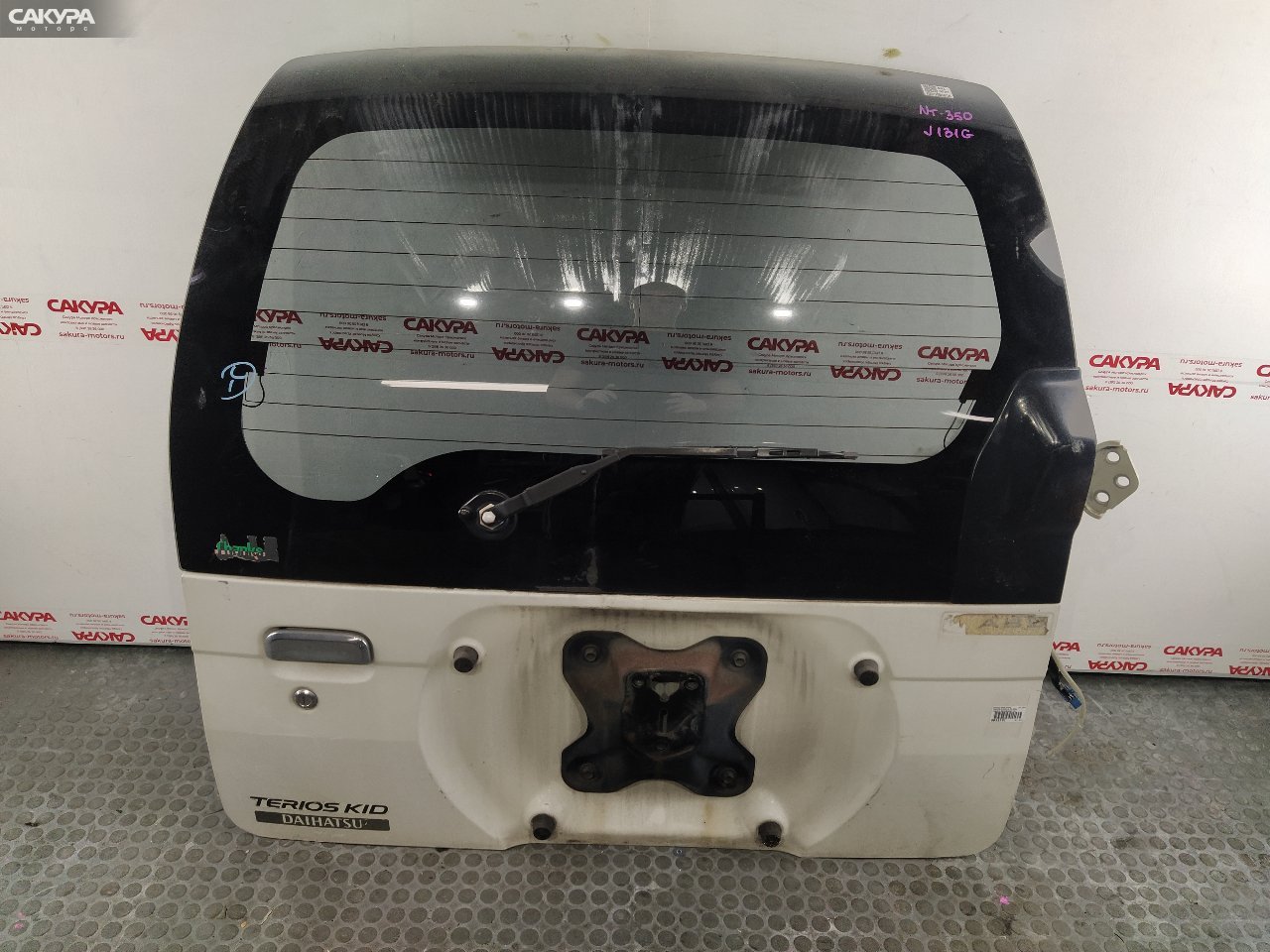 Дверь багажника Daihatsu Terios KID J131G EF-DEM: купить в Сакура Красноярск.