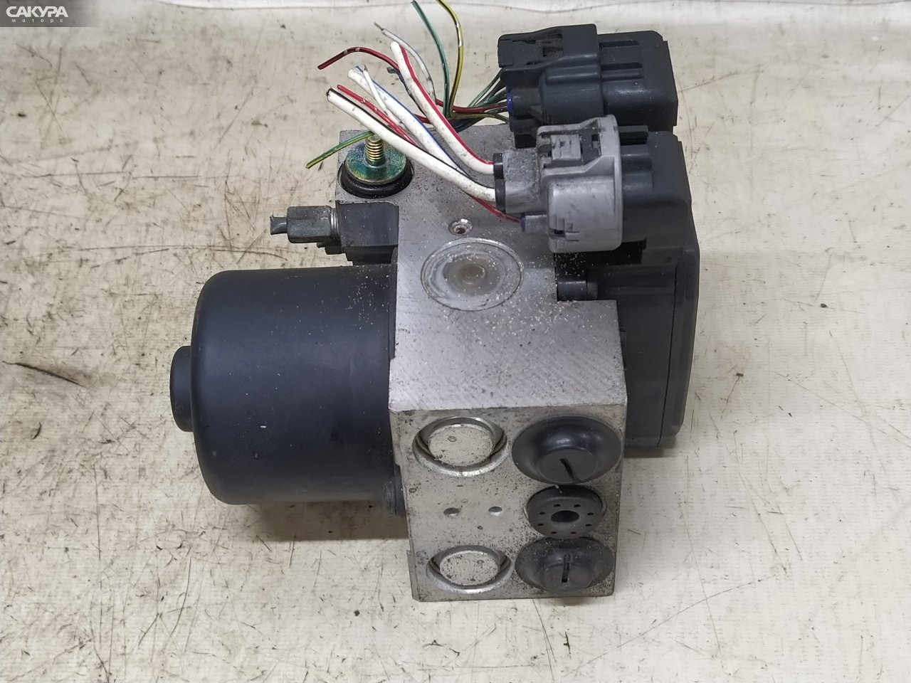 Блок ABS Toyota Mark II Qualis SXV25W 5S-FE: купить в Сакура Красноярск.