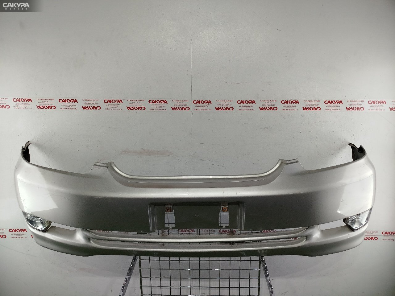 Бампер передний Toyota Mark II JZX110 1JZ-FSE 22-304: купить в Сакура Красноярск.