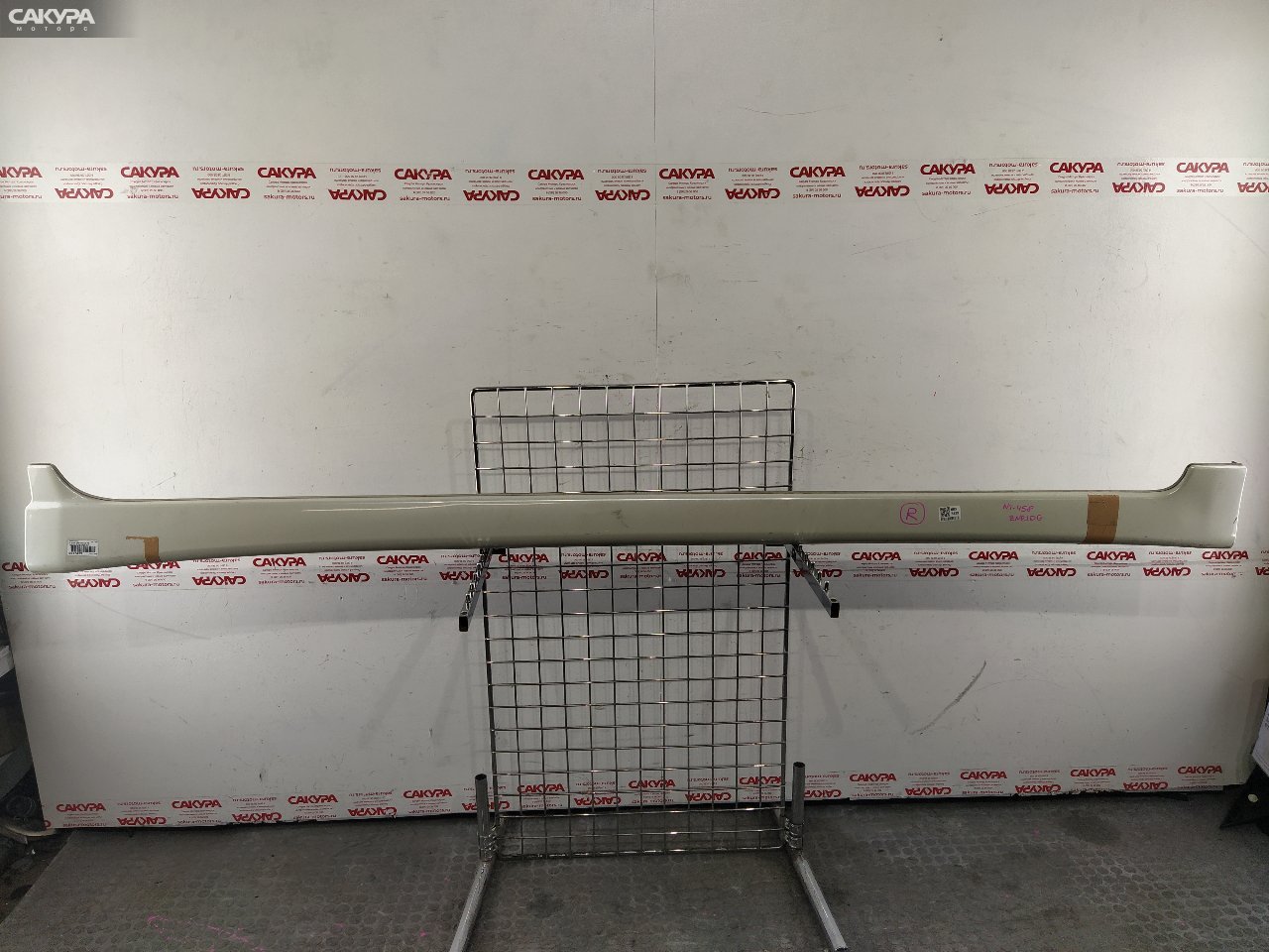 Порог правый Toyota Wish ZNE10G 1ZZ-FE: купить в Сакура Красноярск.