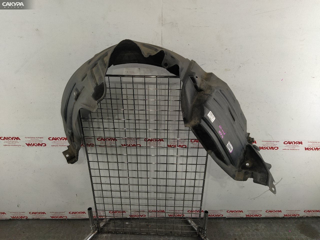 Подкрылок передний левый Toyota Platz NCP16 2NZ-FE: купить в Сакура Красноярск.