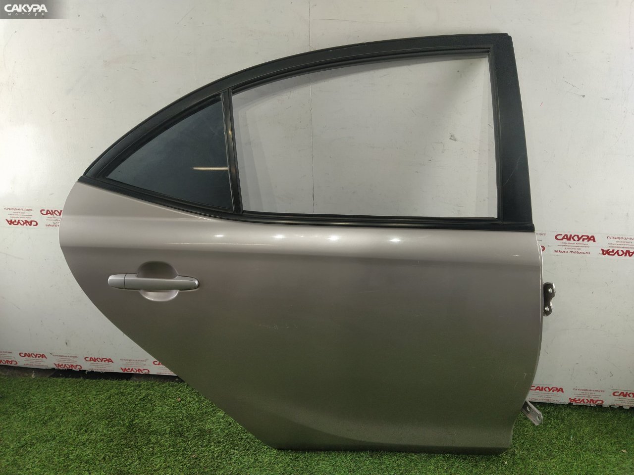 Дверь боковая задняя правая Toyota Allion AZT240 1AZ-FSE: купить в Сакура Красноярск.