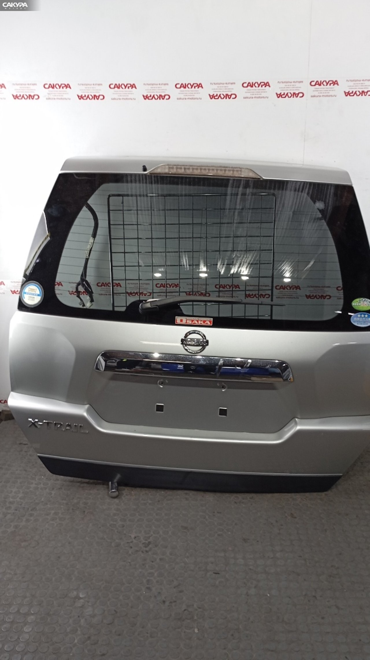 Дверь багажника Nissan X-TRAIL TNT31 QR25DE: купить в Сакура Красноярск.