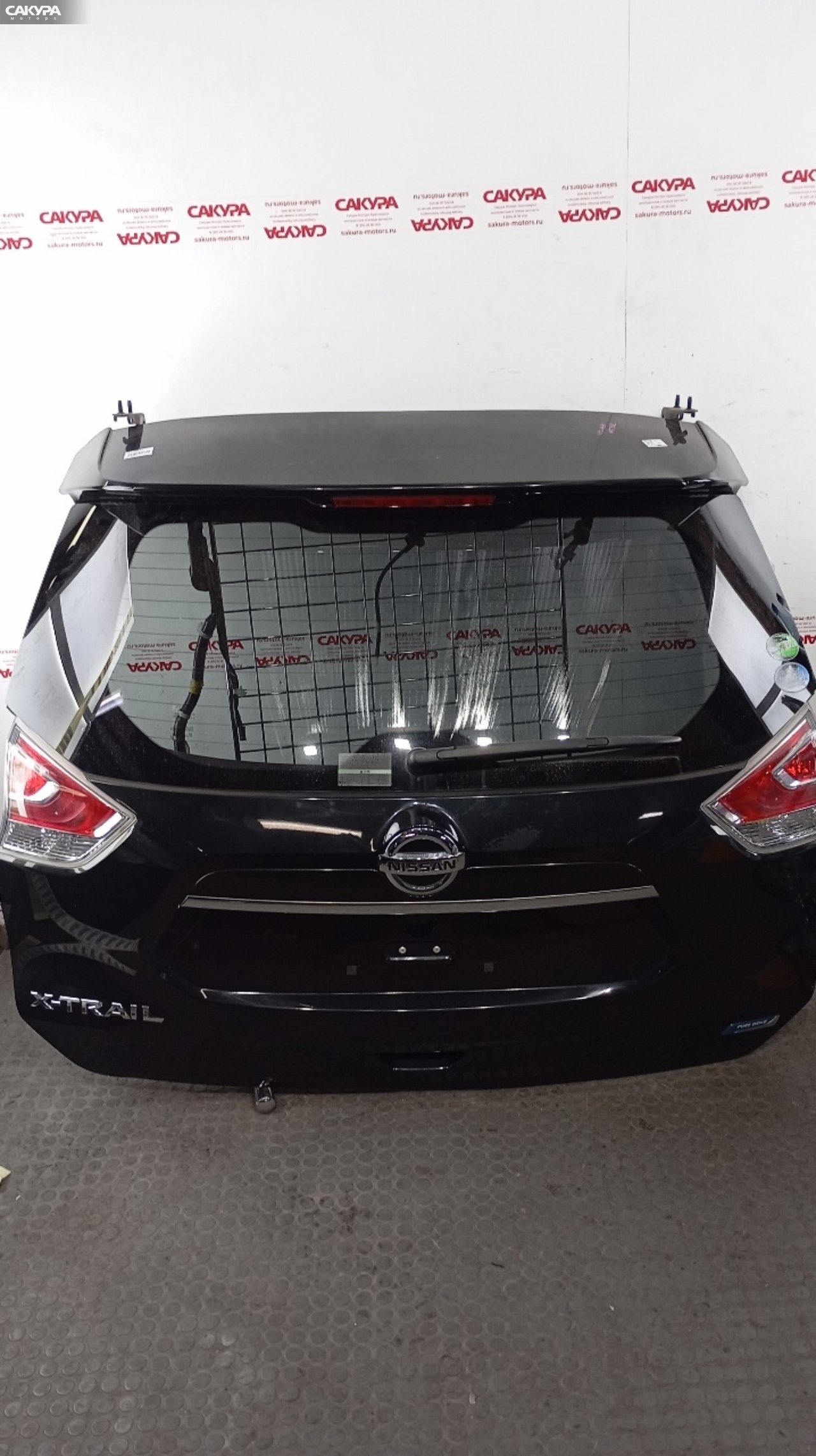 Дверь багажника Nissan X-TRAIL NT32 MR20DD: купить в Сакура Красноярск.
