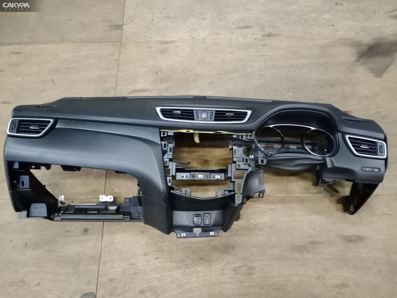 Панель передняя в салон Nissan X-TRAIL NT32 MR20DD: купить в Сакура Красноярск.