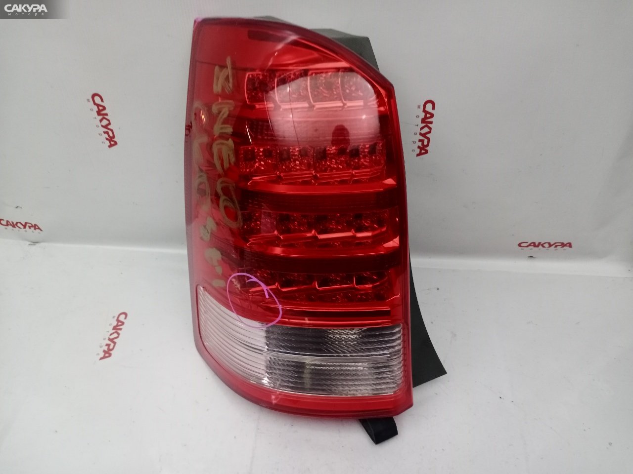 Фонарь стоп-сигнала левый Toyota Wish ZNE10G 1ZZ-FE 68-14: купить в Сакура Красноярск.